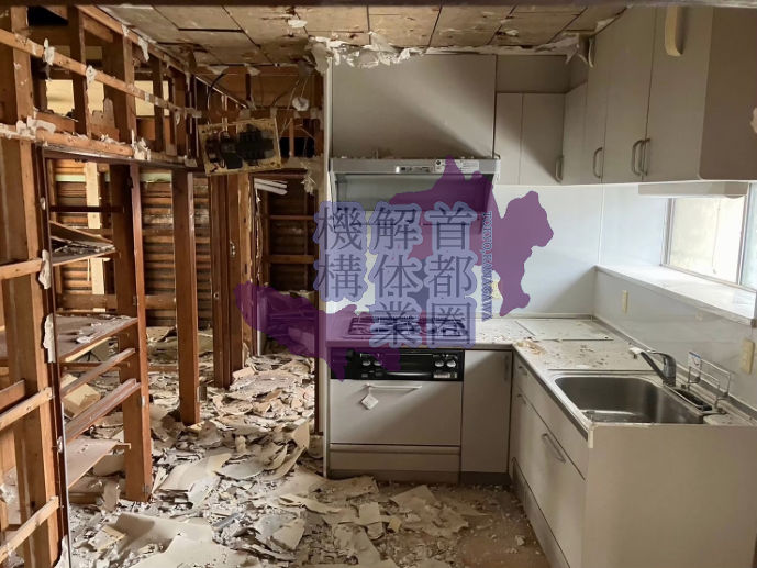 デモリション, 廃棄物処理, 建物解体, 建物解体業者, 火事の原因, 火元調査, 火災リスク, 火災リスクアセスメント, 火災予防, 火災保険, 火災保険金請求, 火災報知器, 火災報知機点検, 火災対応, 火災対策, 火災対策訓練, 火災時避難経路, 火災発生時の対応策, 火災調査, 火災調査員, 火災警報器, 火災防止法, 環境保全解体, 産業廃棄物, 産業廃棄物処理法, 粉じん対策, 解体作業, 解体工法, 解体工程, 解体後の土地活用, 解体撤去, 解体撤去費用見積もり, 解体業者, 解体現場, 解体許可, 解体許可申請, 解体費用, 防火壁, 防火設備